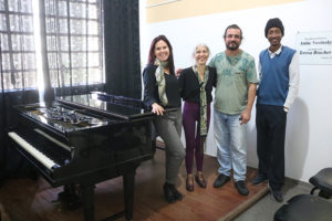 Moinho Cultural recebe pianista Araceli Chacon